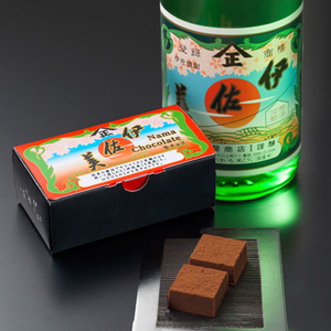 2023バレンタイン │ 焼酎生チョコ 《伊佐美》 2個入 【常温便】【冷凍同梱不可】